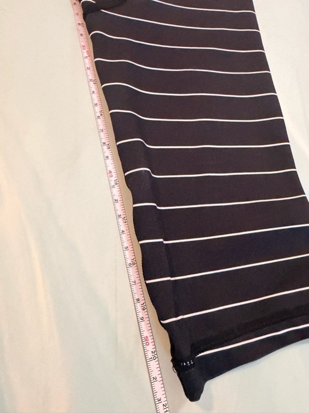 Lot of 2 Zyia Camo and Black Striped Active Leggings - excellent shape! - Picture 13 of 14